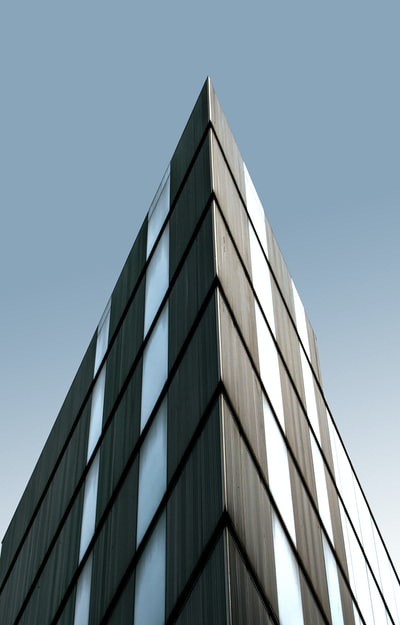 黑白混凝土建筑